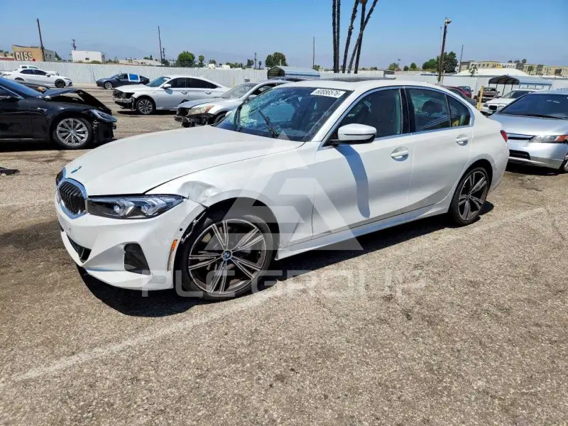 2024 BMW 330 photo