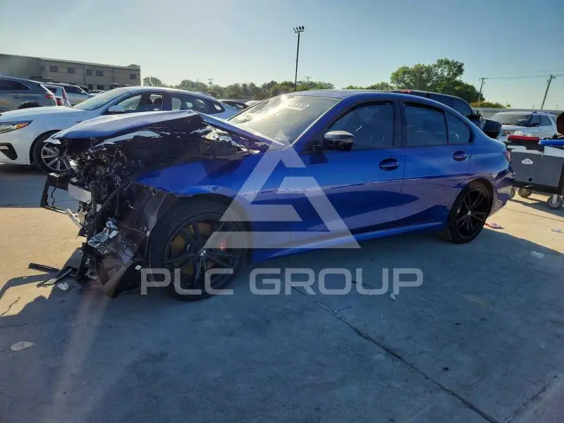2024 BMW 330 photo