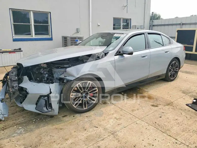 2024 BMW 540 photo