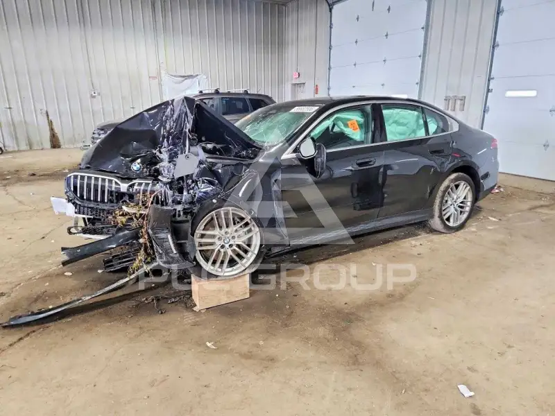 2024 BMW 540 photo