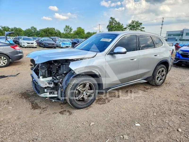 2024 BMW X1 photo