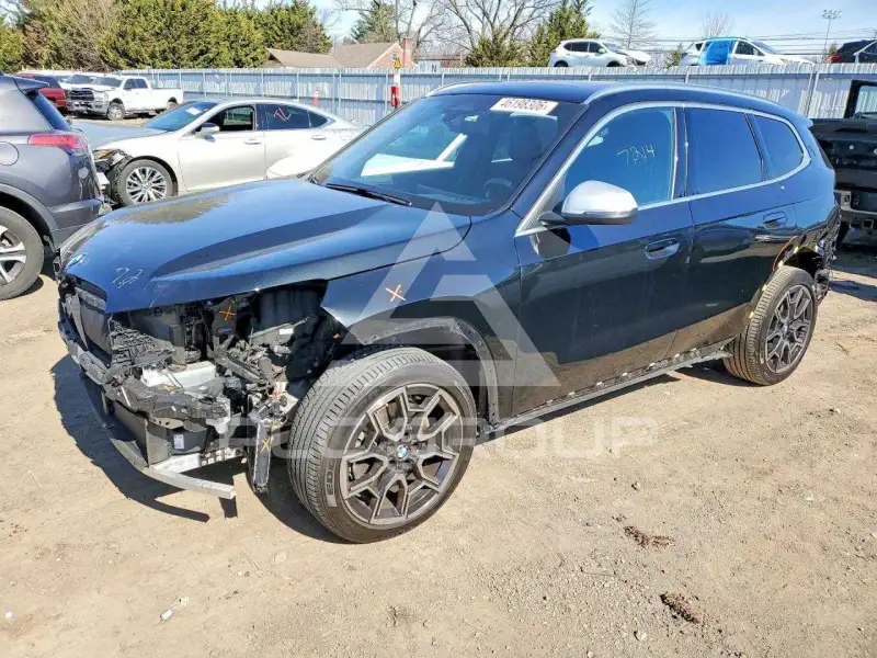 2024 BMW X1 фото