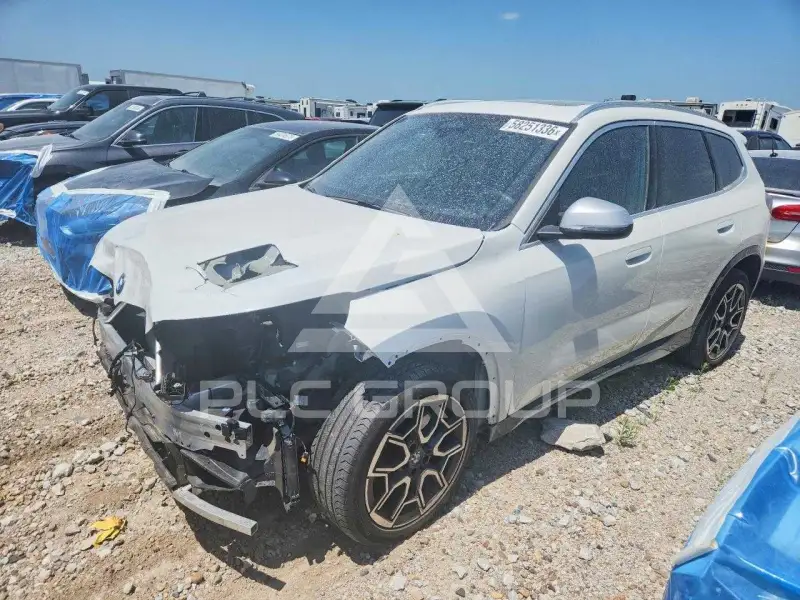 2024 BMW X1 photo