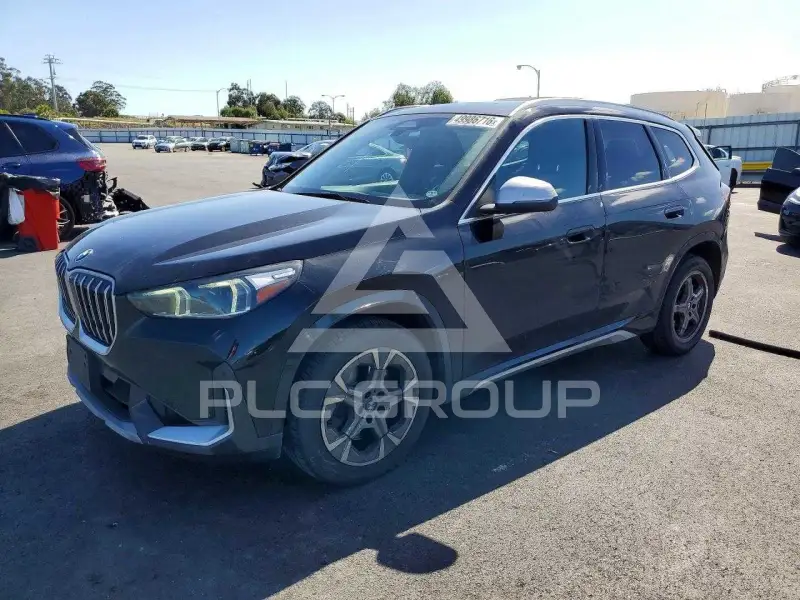 2024 BMW X1 фото
