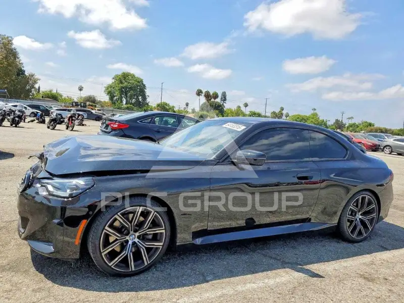 2024 BMW 230 фото