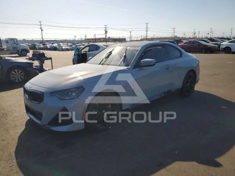 2024 BMW 230 фото