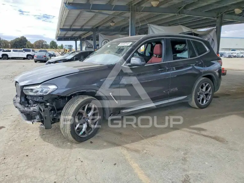 2024 BMW X3 фото
