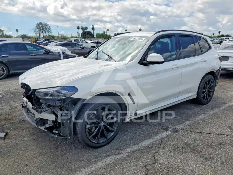 2024 BMW X3 фото