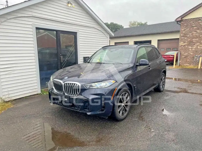 2024 BMW X5 photo