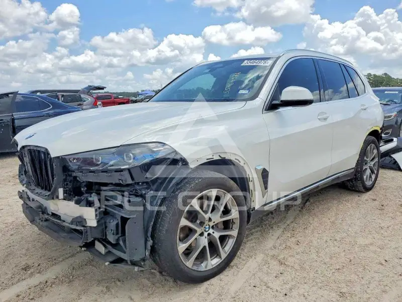 2024 BMW X5 photo