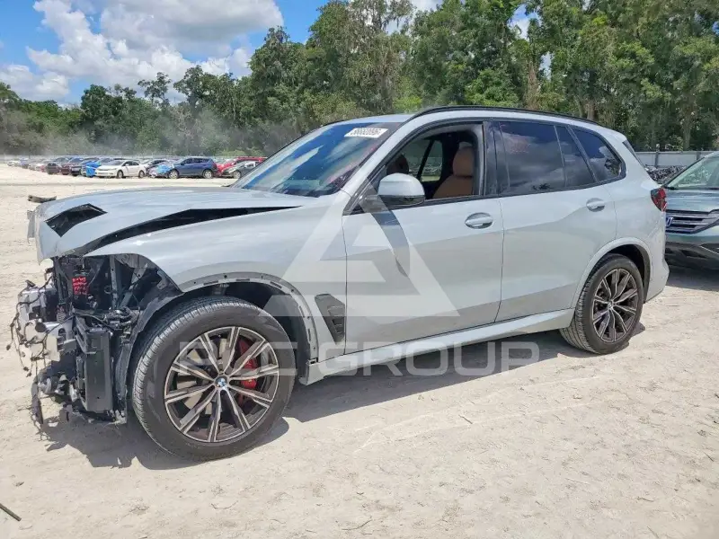 2024 BMW X5 фото