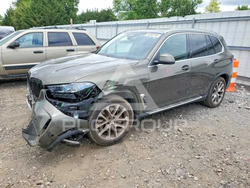 2024 BMW X5 photo