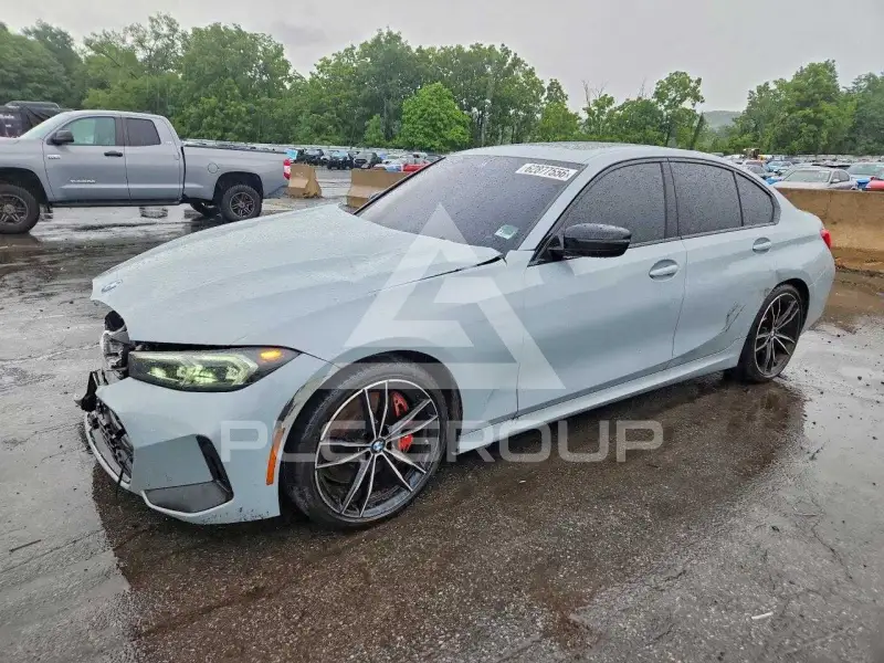 2024 BMW 330 фото