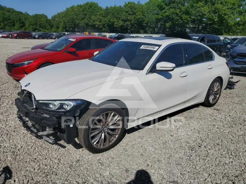 2024 BMW 330 photo