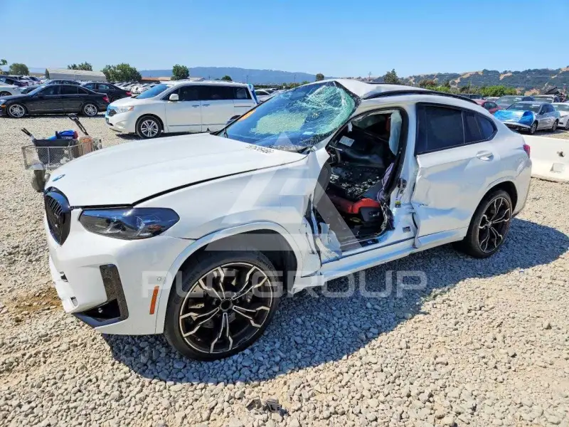 2024 BMW X4 фото