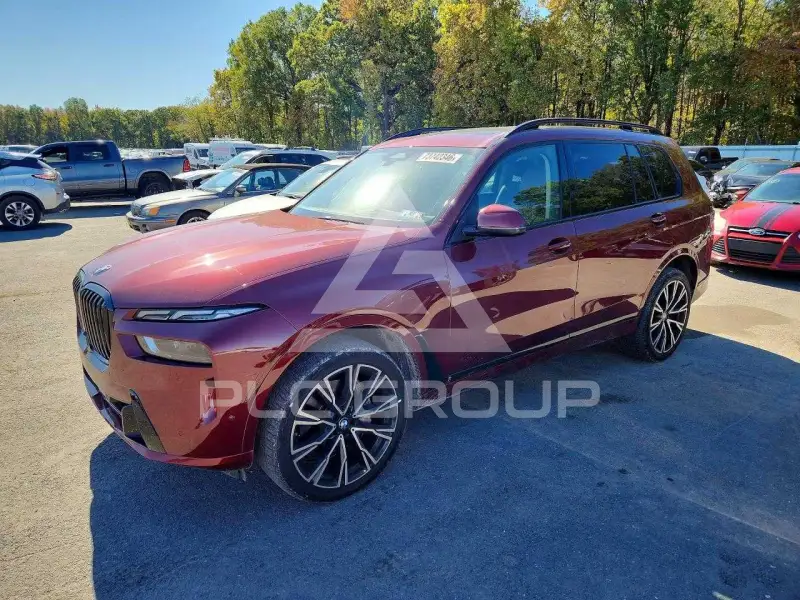 2024 BMW X7 фото