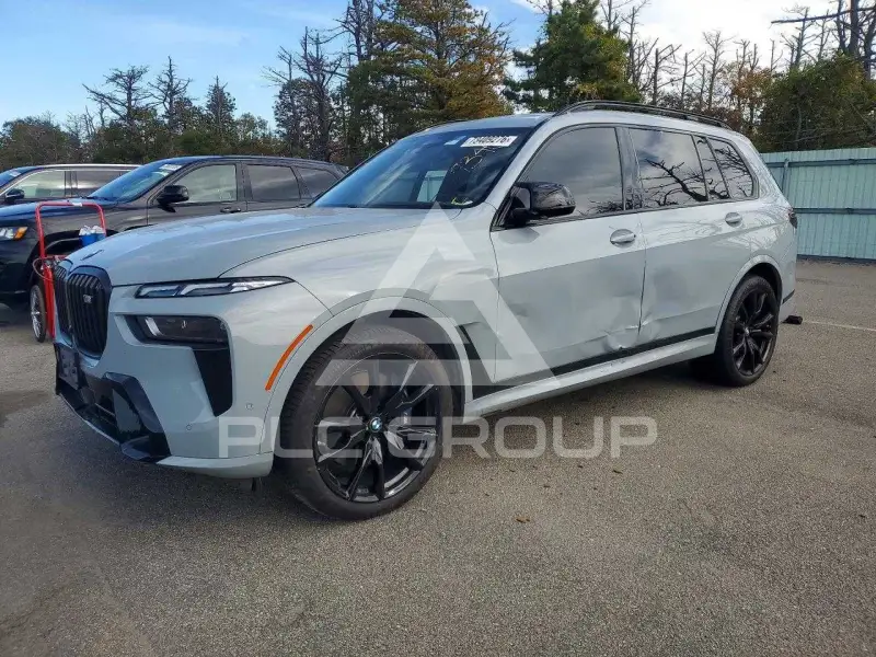 2024 BMW X7 photo