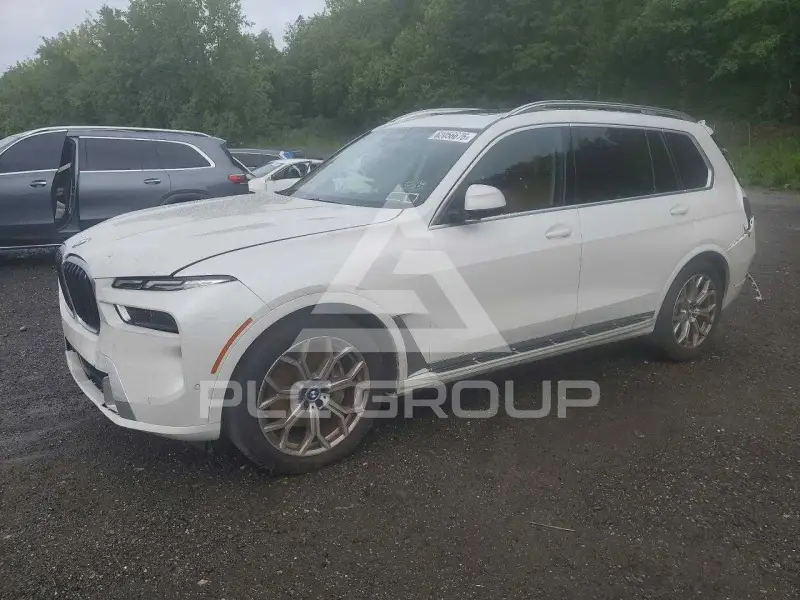 2024 BMW X7 photo