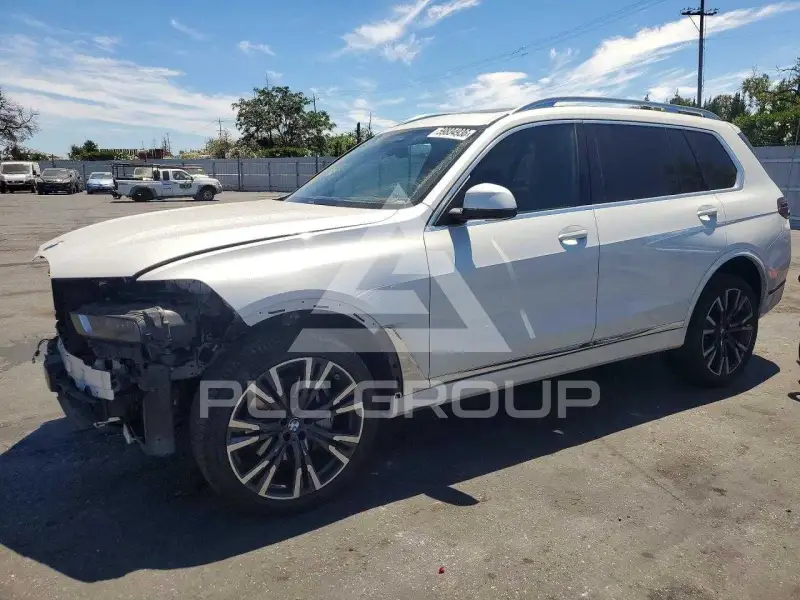 2024 BMW X7 photo