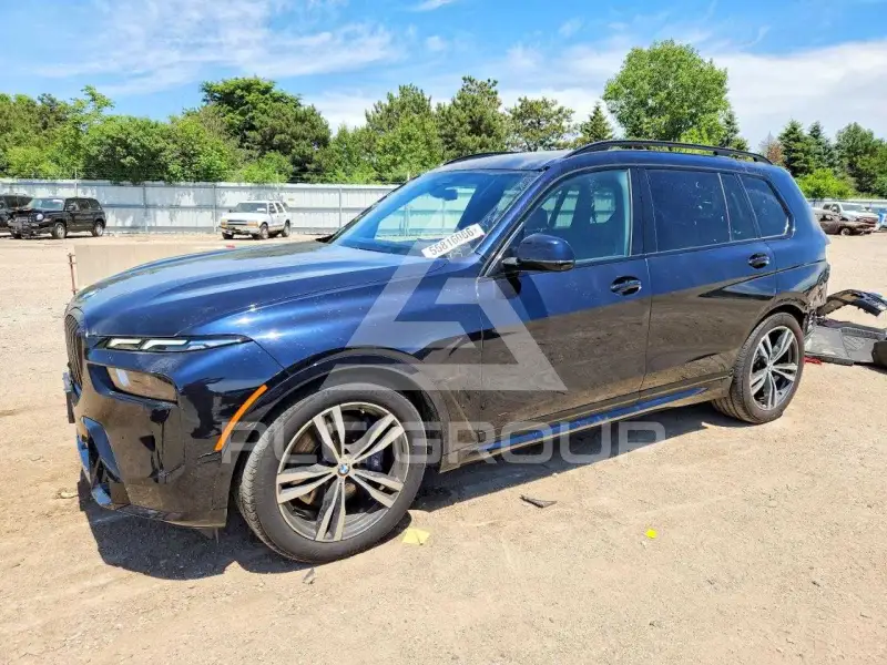 2024 BMW X7 photo