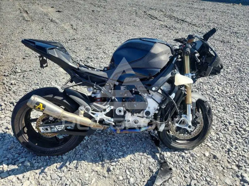 2024 BMW S1000 фото