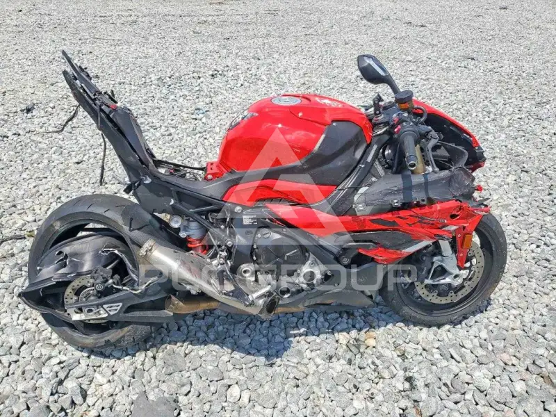 2024 BMW S1000 фото