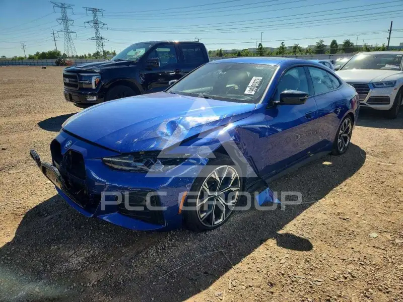 2024 BMW I4 фото