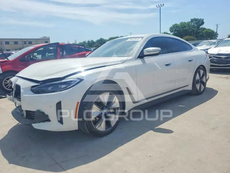 2024 BMW I4 photo
