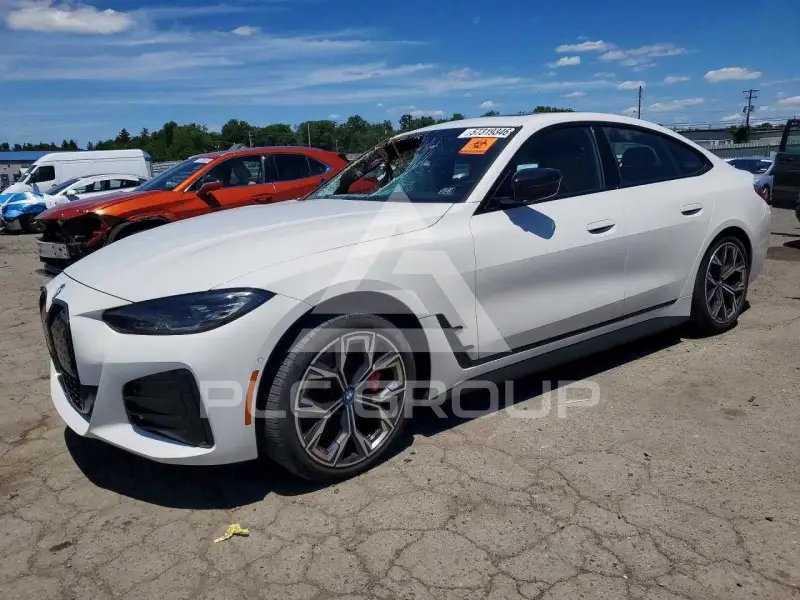 2024 BMW I4 photo