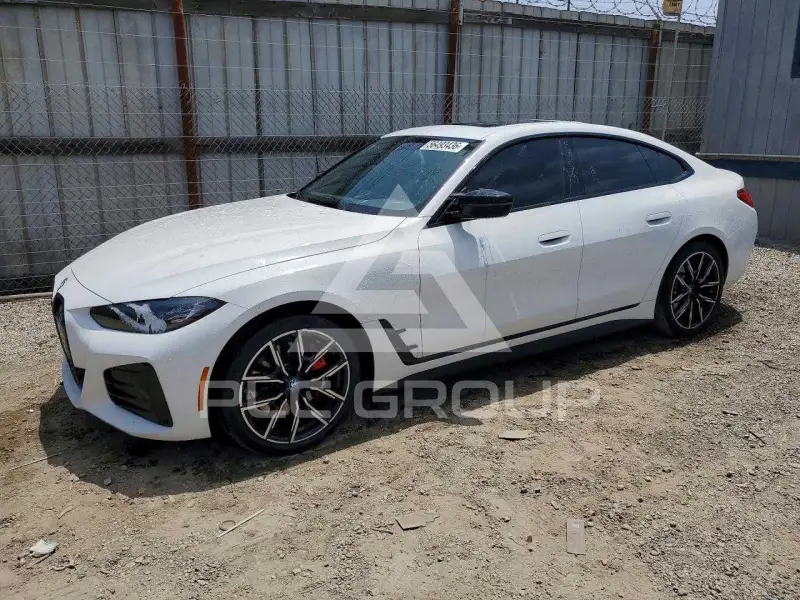 2024 BMW I4 фото