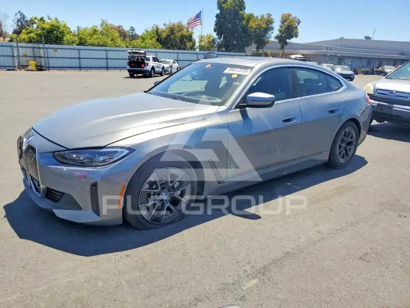 2024 BMW I4 photo