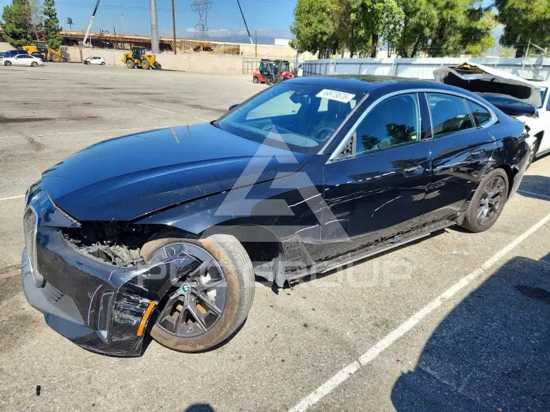 2024 BMW I4 photo