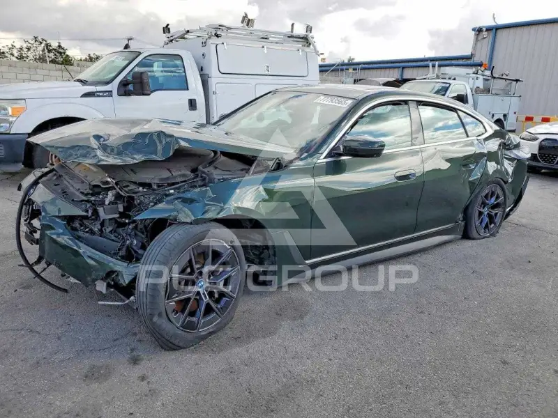 2024 BMW I4 фото