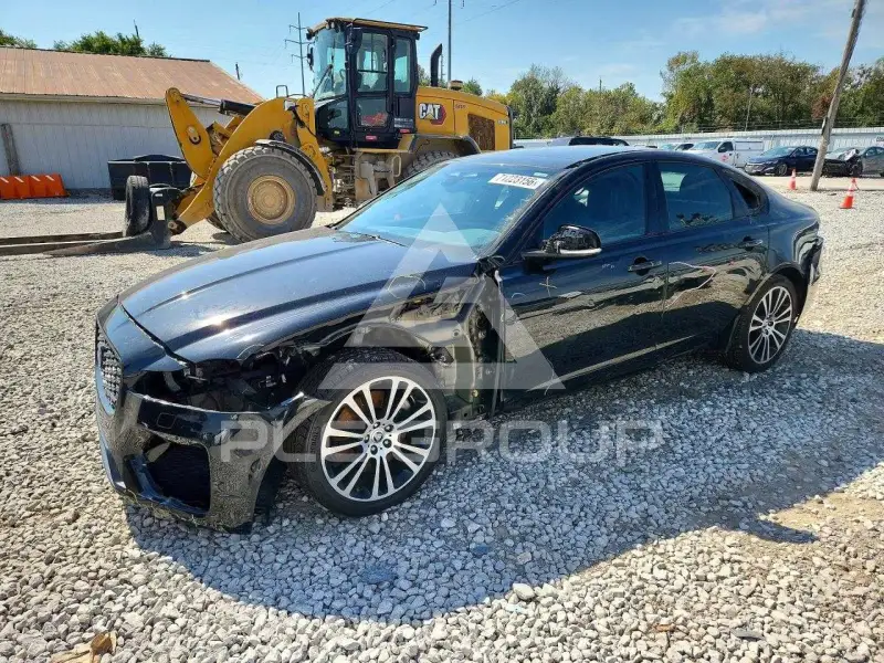 2024 Jaguar XF фото