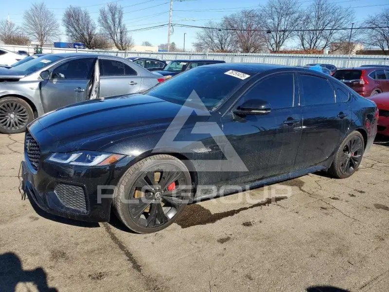 2024 Jaguar XF фото
