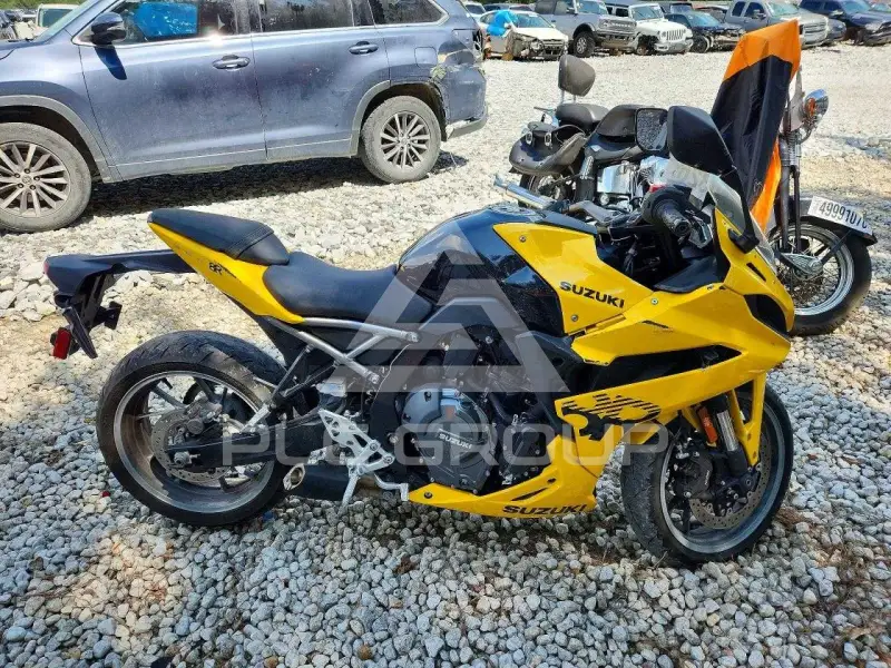 2024 Suzuki  фото