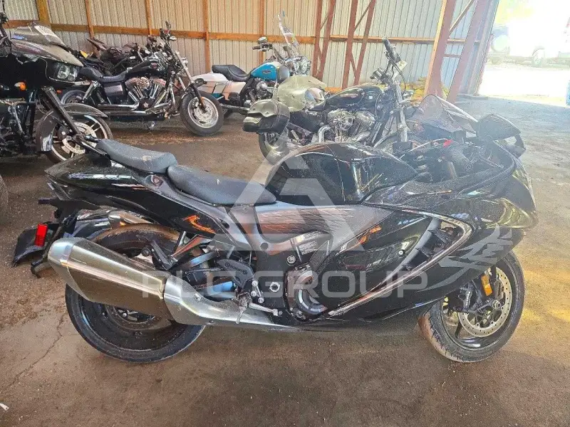 2024 Suzuki GSX1300 photo