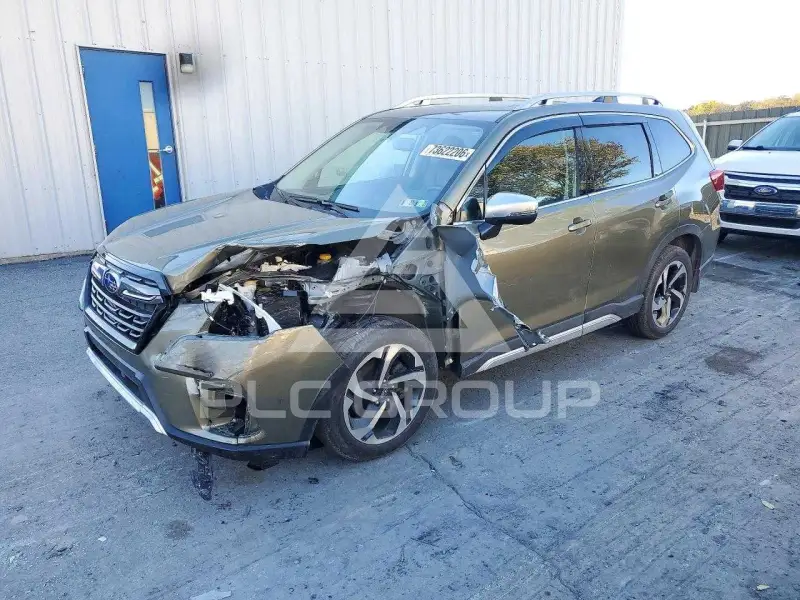 2024 Subaru Forester photo