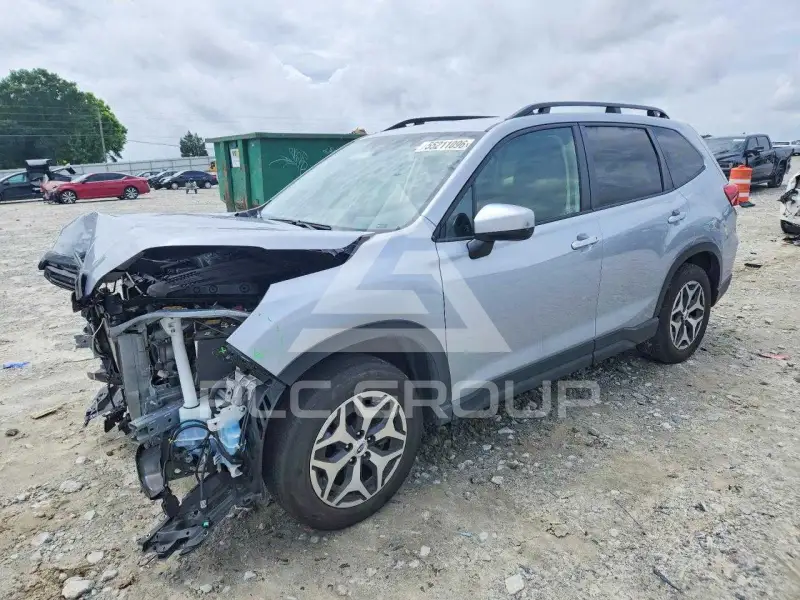 2024 Subaru Forester photo