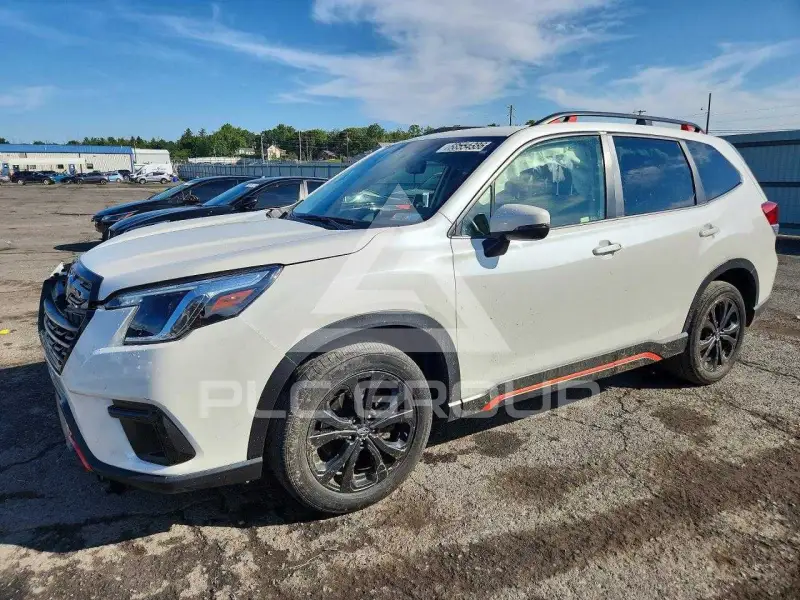 2024 Subaru Forester фото