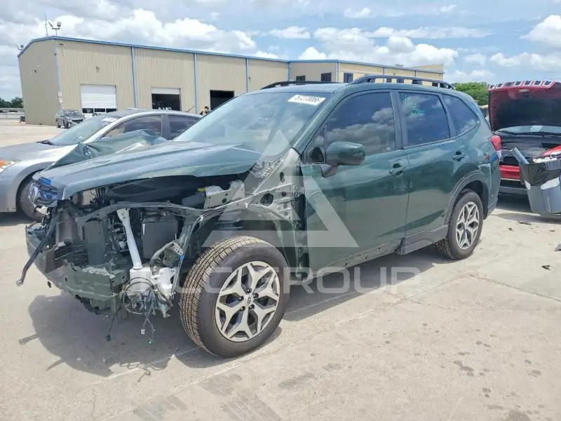 2024 Subaru Forester photo