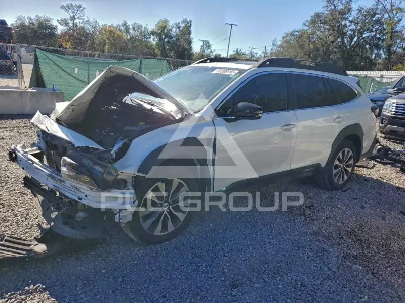 2024 Subaru Outback photo