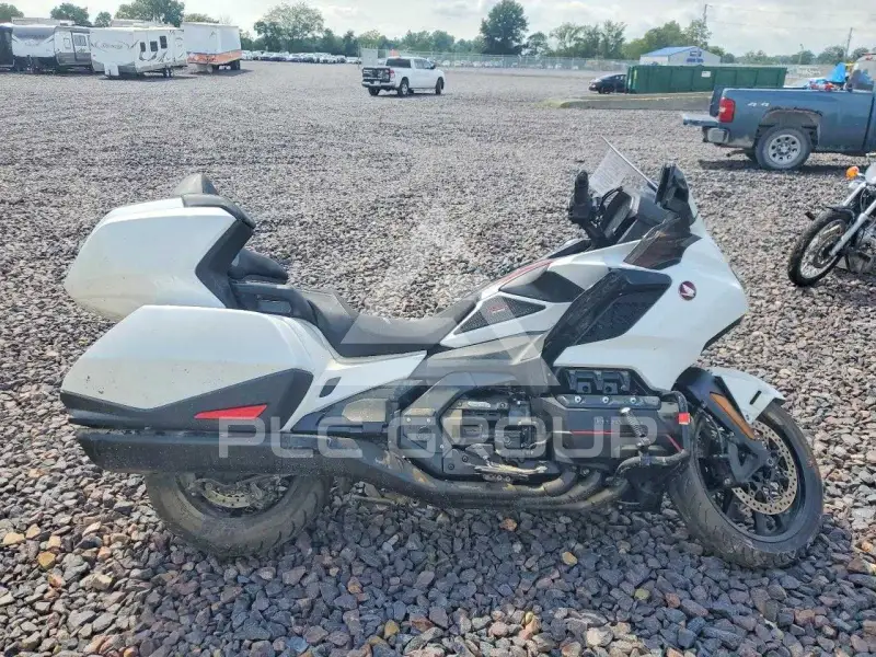 2024 Honda GL фото