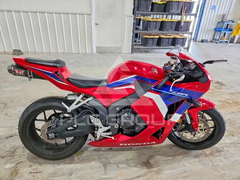 2024 Honda CBR фото