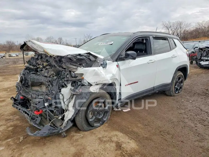 2024 Jeep COMPASS фото