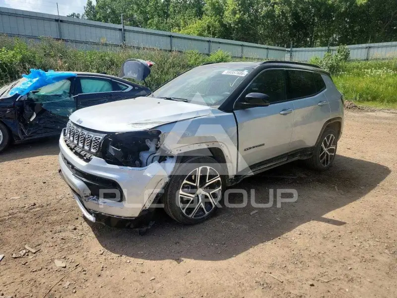 2024 Jeep COMPASS фото