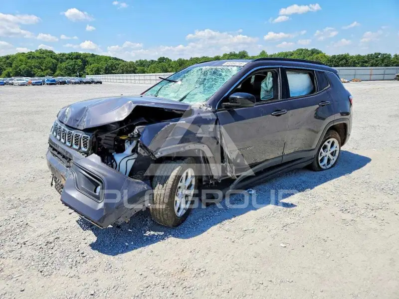 2024 Jeep COMPASS фото