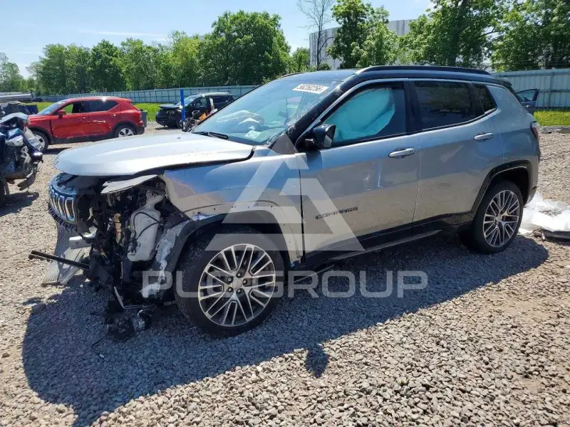 2024 Jeep COMPASS photo