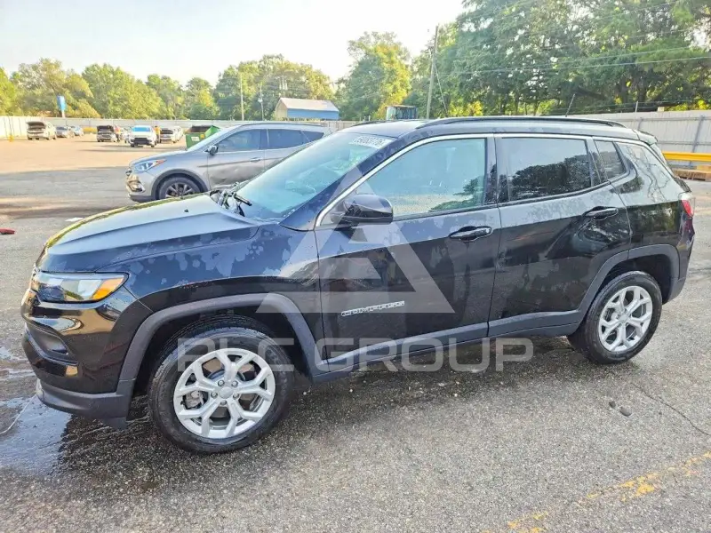 2024 Jeep COMPASS фото
