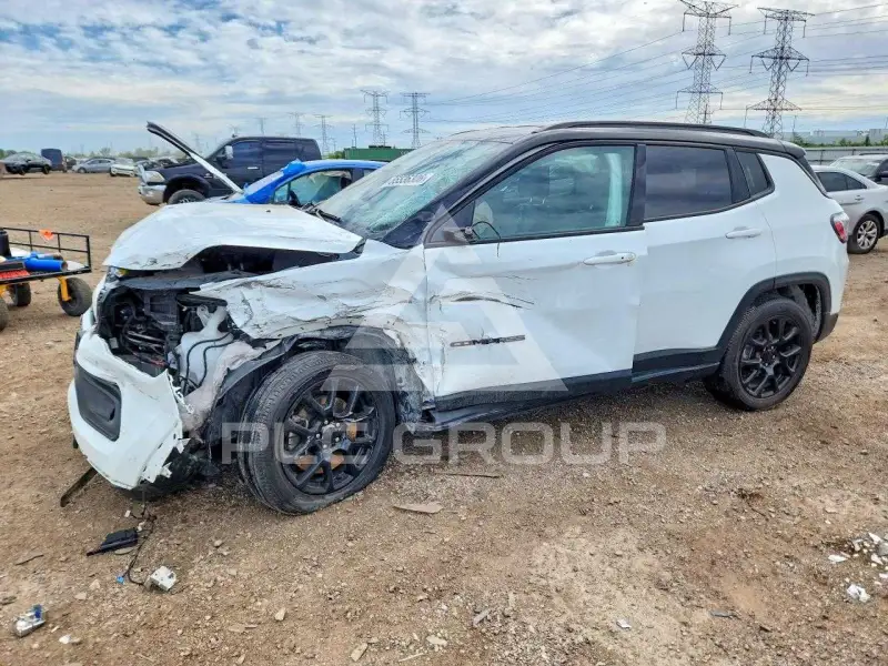 2024 Jeep COMPASS фото